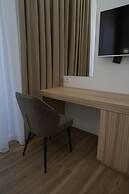 Ser in Hotel