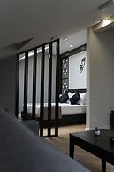 Ser in Hotel