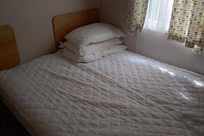 Sleeps 6, Pets Allowed & Free Parking