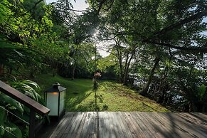 LilyPod Villa