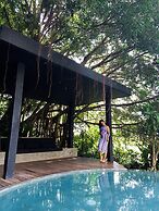 LilyPod Villa
