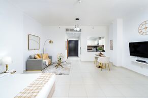 Marco Polo - Spacious Studio Lush View