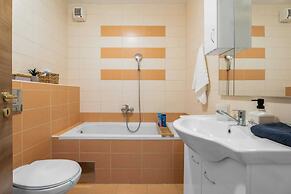 Apartment Maya by Litto