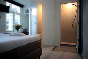 Hotel & Bar 55