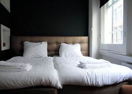 Hotel & Bar 55