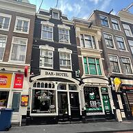 Hotel & Bar 55