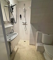 Hotel & Bar 55