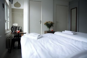 Hotel & Bar 55