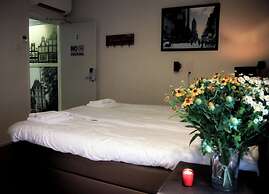 Hotel & Bar 55