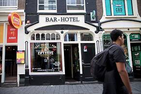 Hotel & Bar 55