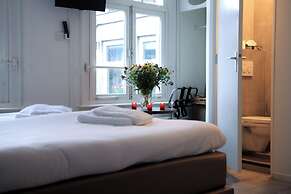 Hotel & Bar 55