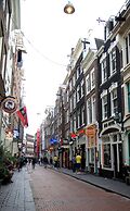Hotel & Bar 55