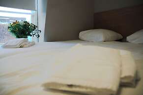 Hotel & Bar 55