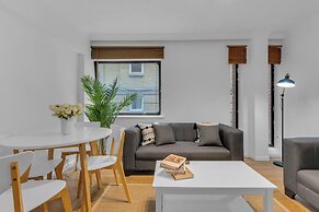 Queens Quay Mansion House Flat