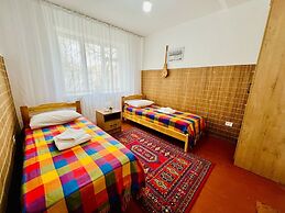 DADOW Apartments