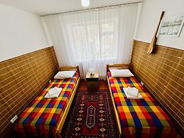 DADOW Apartments