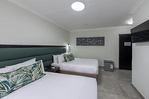 ANEW Hotel & Convention Centre OR Tambo