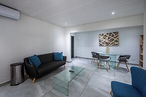 ANEW Hotel & Convention Centre OR Tambo