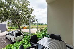ANEW Hotel & Convention Centre OR Tambo