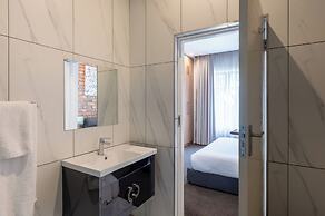 ANEW Hotel & Convention Centre OR Tambo