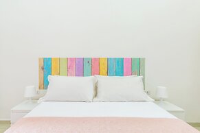 Chiara Modern Apartment by Wonderful Italy