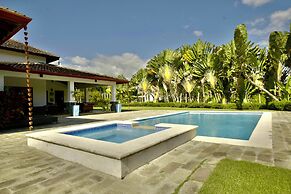 Villa MB
