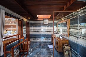 Maddu Suites