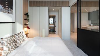 Charming 1BR w Balcony in Business Bay