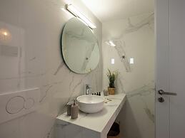 M&M Paros Studio