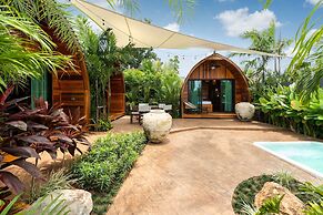 Tropical Chalet 2BR Pool Villa Pasak 2