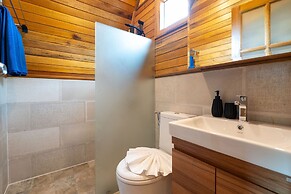 Tropical Chalet 2BR Pool Villa Pasak 2