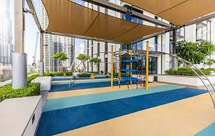 Luxury 1-Bedroom Apartment At Burj Crown.