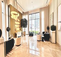 Luxury 1-Bedroom Apartment At Burj Crown.