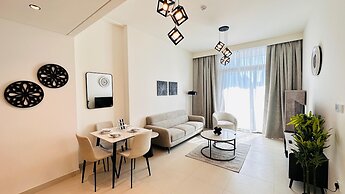 Luxury 1-Bedroom Apartment At Burj Crown.