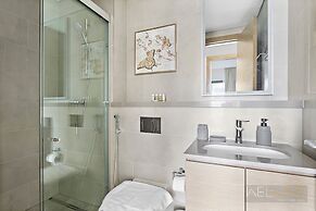 WelHome - Charming Apt With City Lights in Sobha Waves