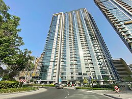 WelHome - Charming Apt With City Lights in Sobha Waves