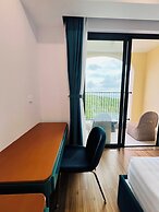 Medius Terra Residences