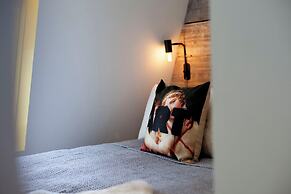 Higgihaus 26 Clare Street Aparthotel
