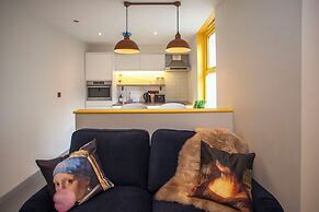 Higgihaus 26 Clare Street Aparthotel