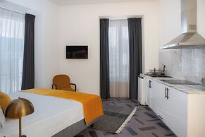 Gloria Suites Hotel by Succeed