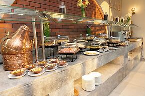 Hotel Vivian Park El Raed