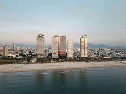 Radisson RED Danang