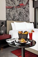 Radisson RED Danang