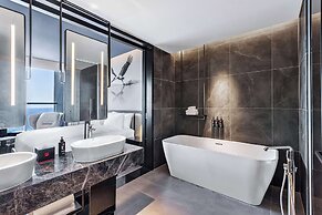 Radisson RED Danang