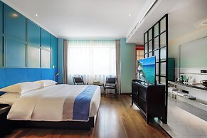 Zheda Yuanzheng Lanshe Hotel