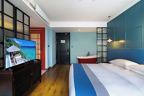 Zheda Yuanzheng Lanshe Hotel