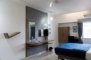 The Horizon Hotel