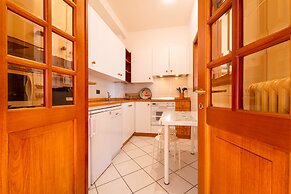 Gerbett Apartment with Terrace by Wonderful Italy