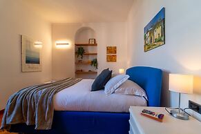 Gerbett Apartment with Terrace by Wonderful Italy