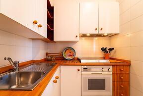 Gerbett Apartment with Terrace by Wonderful Italy